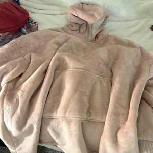 Oversized Cozy Pink Fleece Hoodie